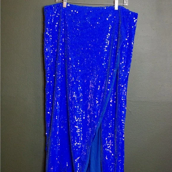 Eloquii Blue Sequin High-Slit Skirt - Picture 4 of 7